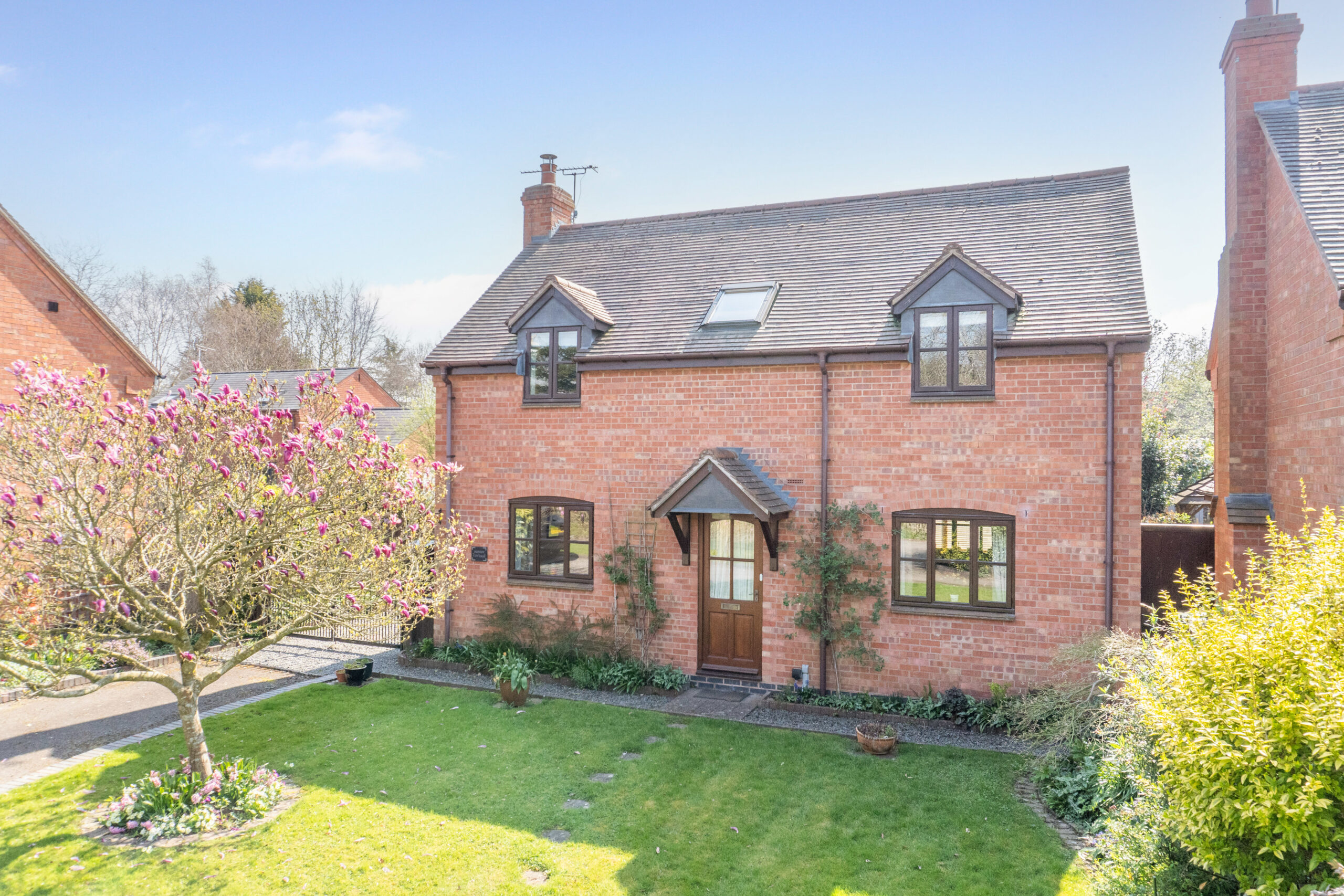 Rowan Cottage School Bank, Hereford, Brimfield, Herefordshire, SY8 4NE