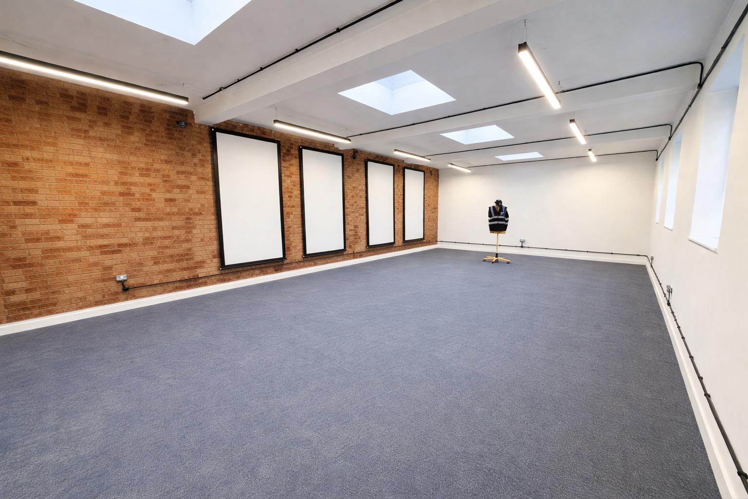 Unit 40 The Shirt Factory Derby Road, Gloucester, Gloucestershire, GL1 4AE