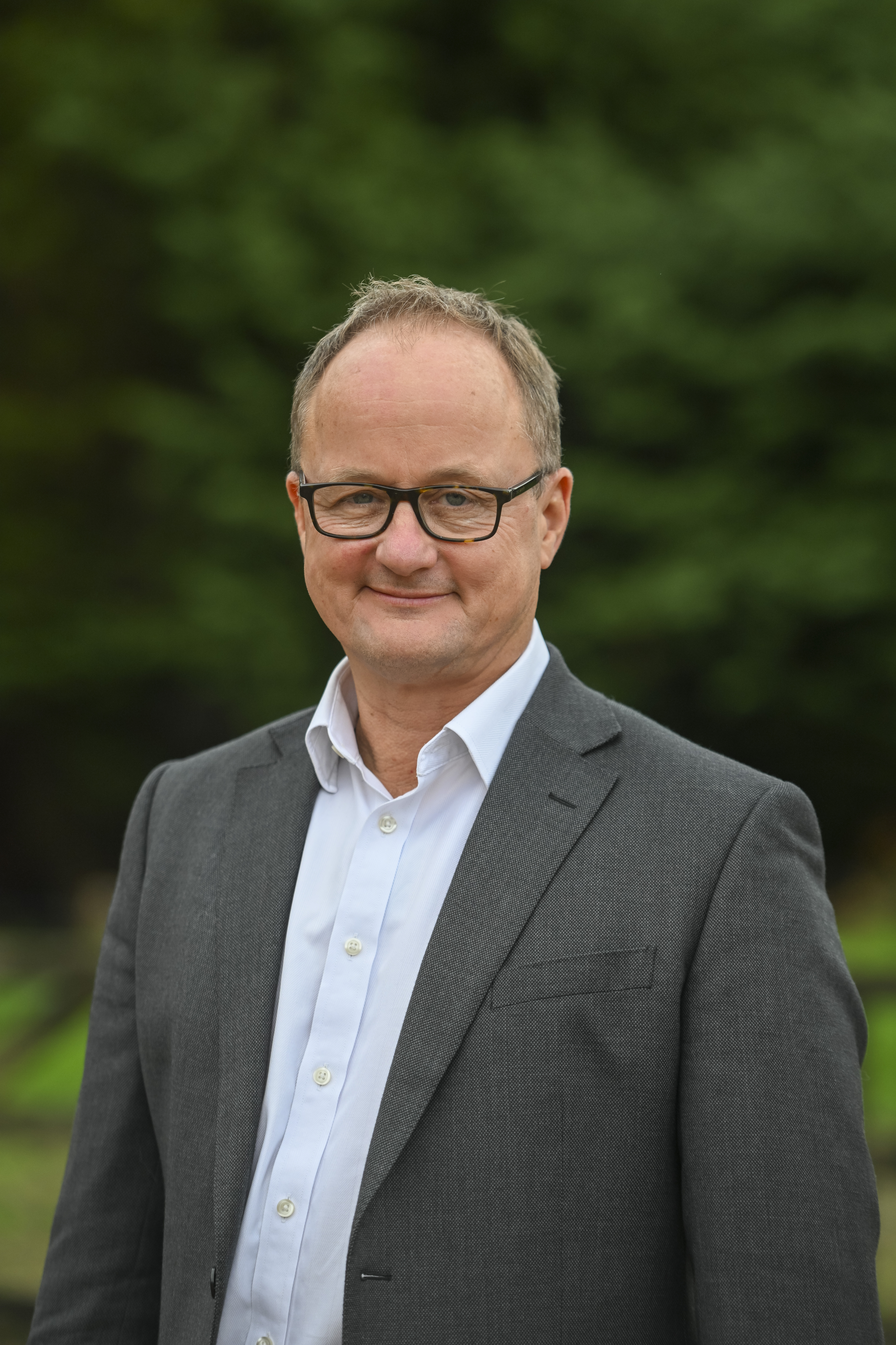 EVs are the Intermediary, Hydrogen is the Future of Car Fuel 