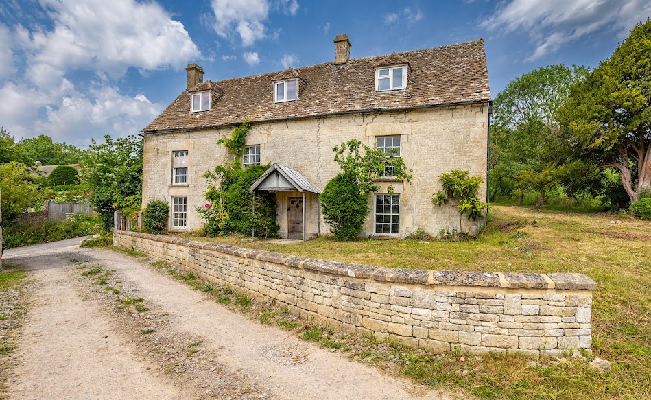 Tickmorend House Tickmorend, Horsley, Stroud, Gloucestershire, GL6 0PE